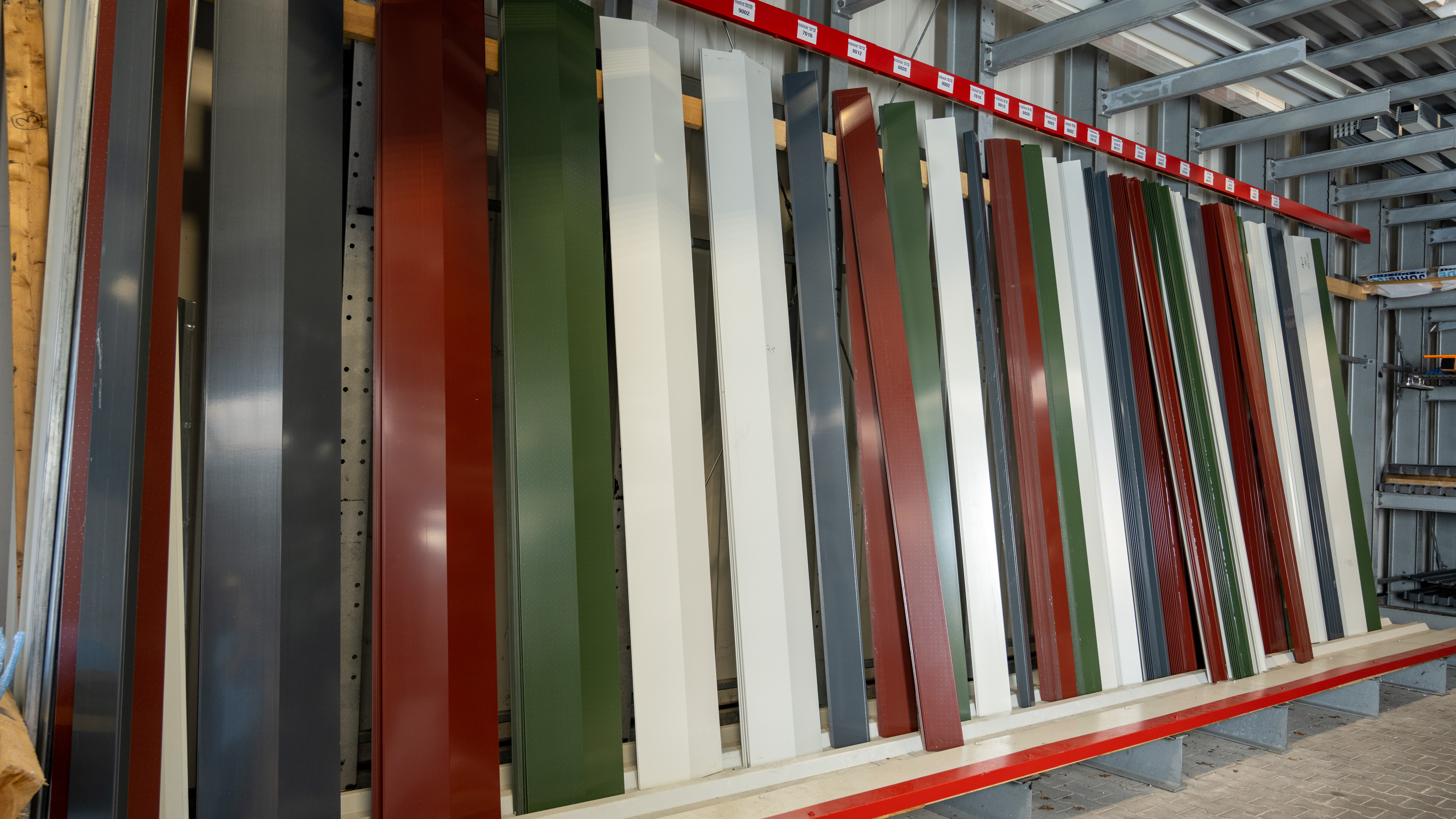 Kleiner Innenwinkel 100x100x3000mm 0,75mm RAL 9002